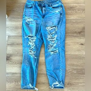Women’s American Eagle Mom Jeans